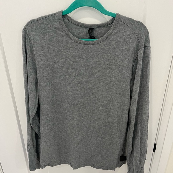 Mens Large - Long Sleeve Lulu shirt - Picture 1 of 2